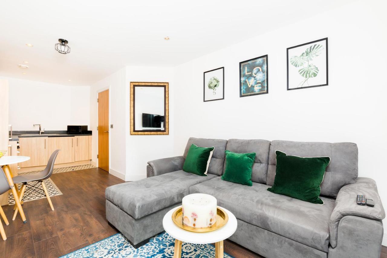 Central Granville Broad Street Apartments Бирмингам Екстериор снимка