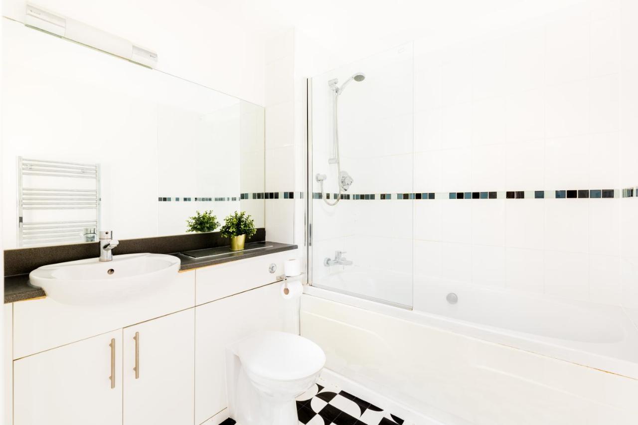 Central Granville Broad Street Apartments Бирмингам Екстериор снимка
