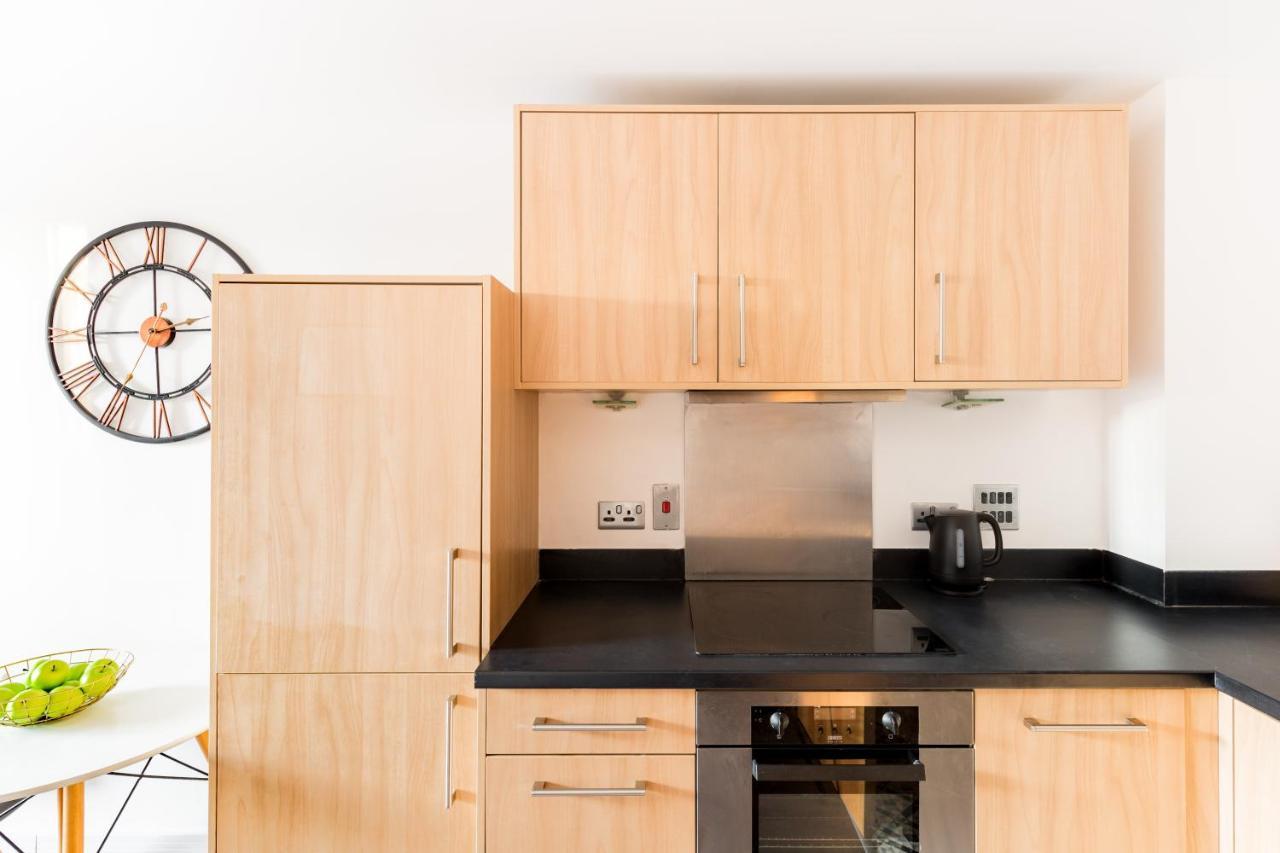 Central Granville Broad Street Apartments Бирмингам Екстериор снимка