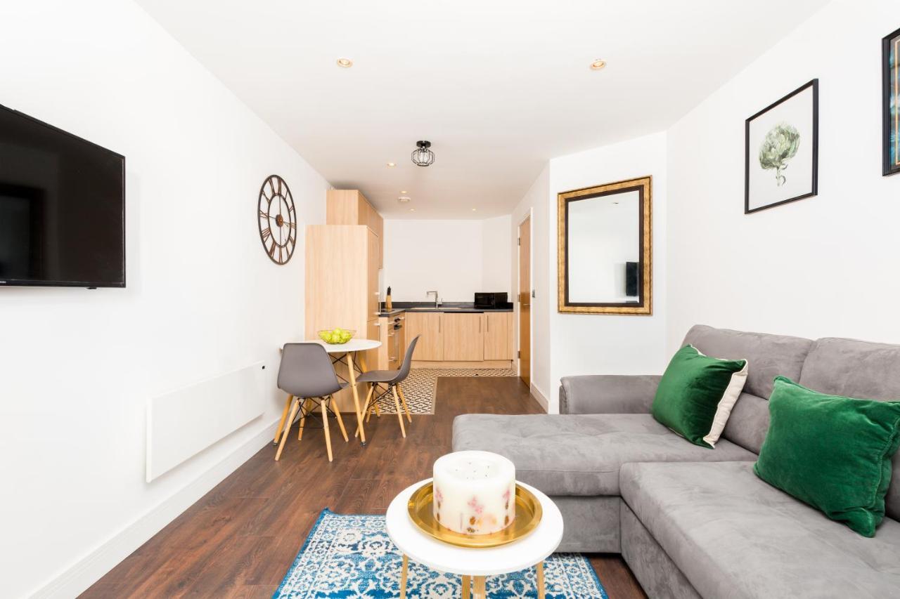 Central Granville Broad Street Apartments Бирмингам Екстериор снимка